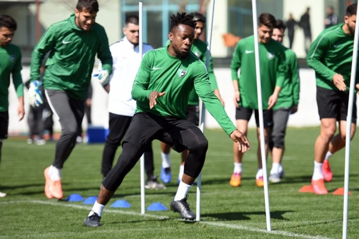 Denizlispor, Fenerbahçe maçı hazırlıklarına başladı