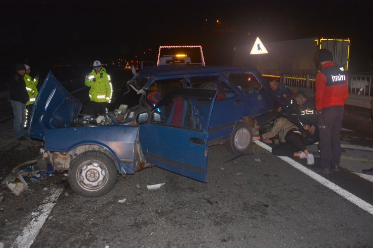 GÜNCELLEME - Giresun'da otomobil ile tır çarpıştı: 1 ölü, 1 yaralı