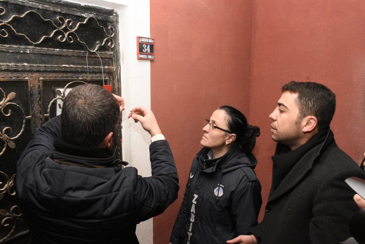 Gümüşhane'de göçük nedeniyle boşaltılan 2 bina kullanıma açıldı