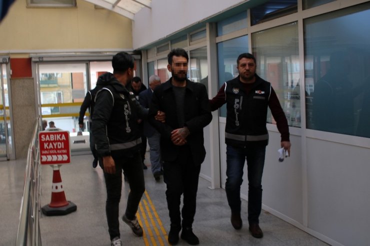 Kocaeli’de 480 şişe kaçak alkol ele geçirildi: 3 gözaltı