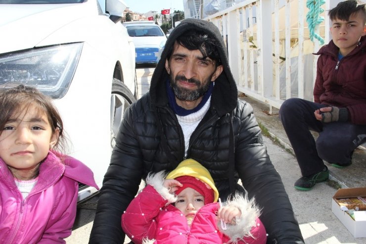 Yunanlılar göçmenlerin yakıtlarını ve motorunu alıp ölüme terk etti