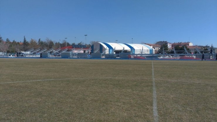 Dumlupınar stadında portatif tribün çalışmaları başladı