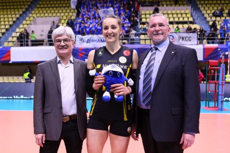 VakıfBank Rusya’dan avantajla dönüyor