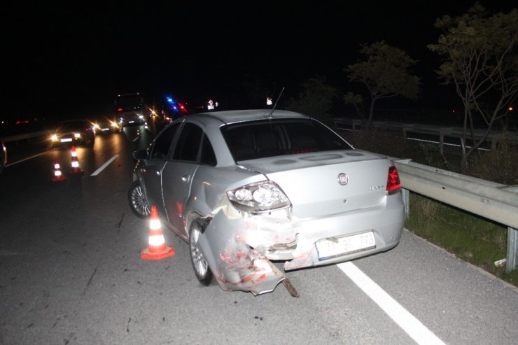 Manavgat-Antalya kara yolunda zincirleme trafik kazası: 4 yaralı