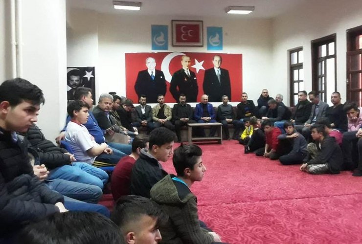 Beypazarı MHP İlçe Başkanlığında şehitler için Kuran okundu