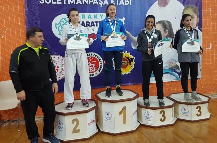 Bursalı karatecilerden 9 madalya