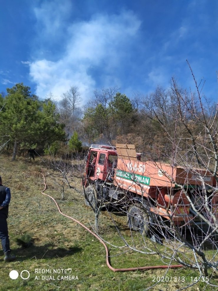 Makilik alanda çıkan yangın korkuttu