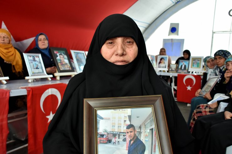 Diyarbakır annelerinin oturma eylemine 2 aile daha katıldı