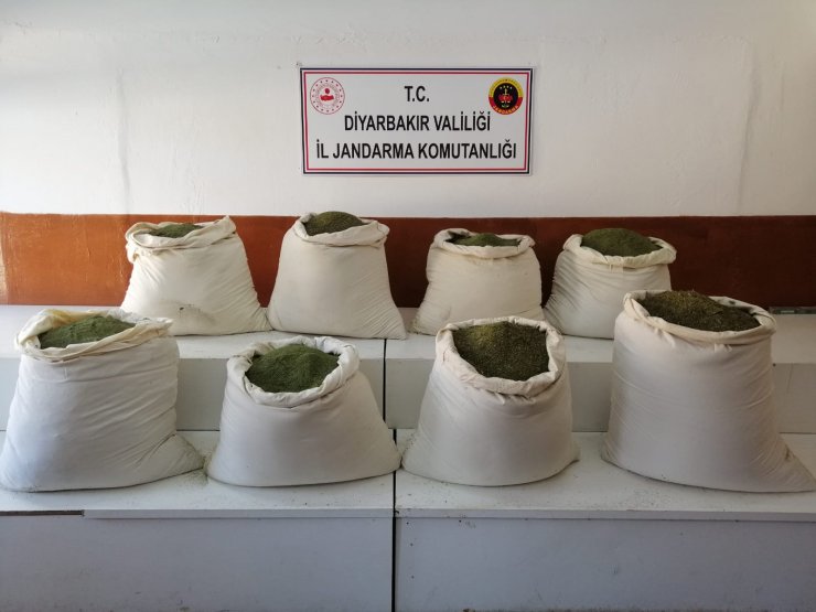Diyarbakır'da 300 kilogram esrar ele geçirildi