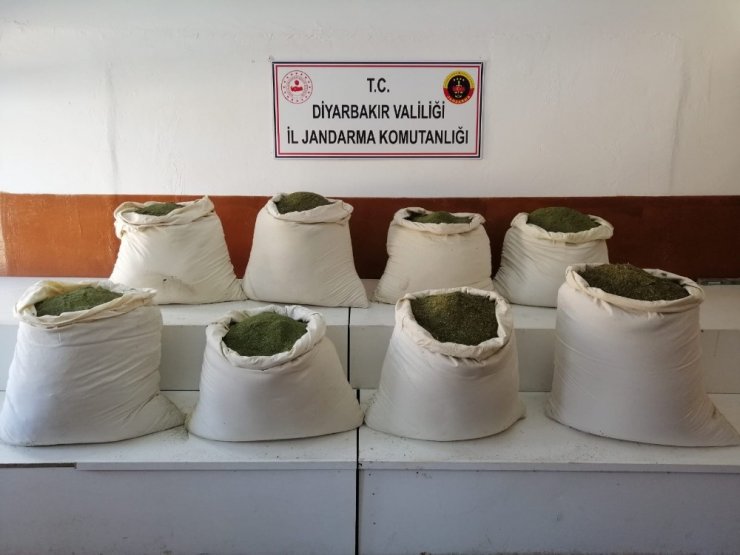 Diyarbakır’da 300 kilogram esrar ele geçirildi