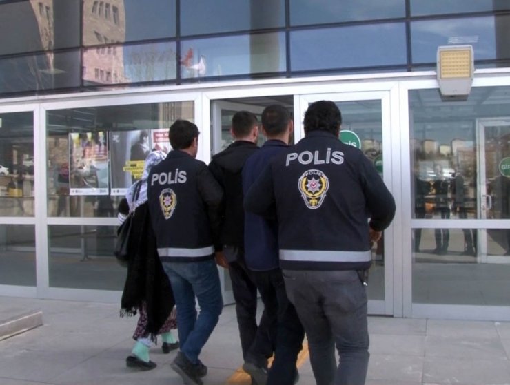 Kadınları darp edip, birini bıçaklamıştı o şüpheli yakalandı