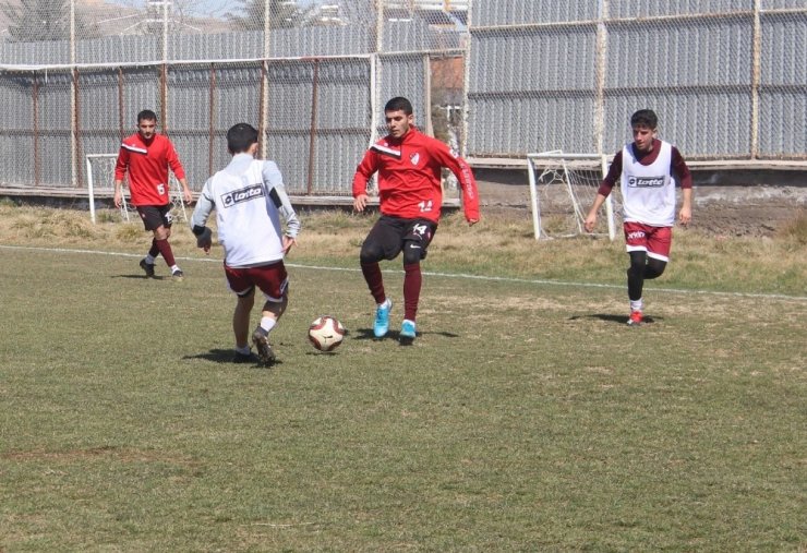 Ligden çekilen Elazığspor yeni sezon hazırlıklarına başladı