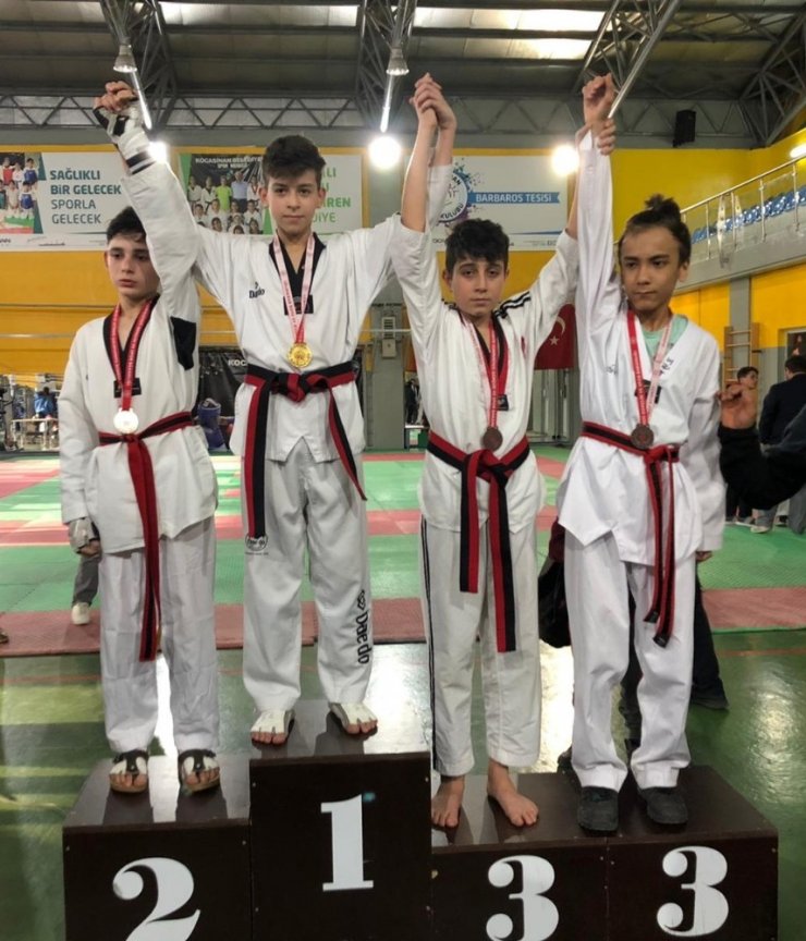 Melikgazi Taekwondosunun yıldızı parlıyor
