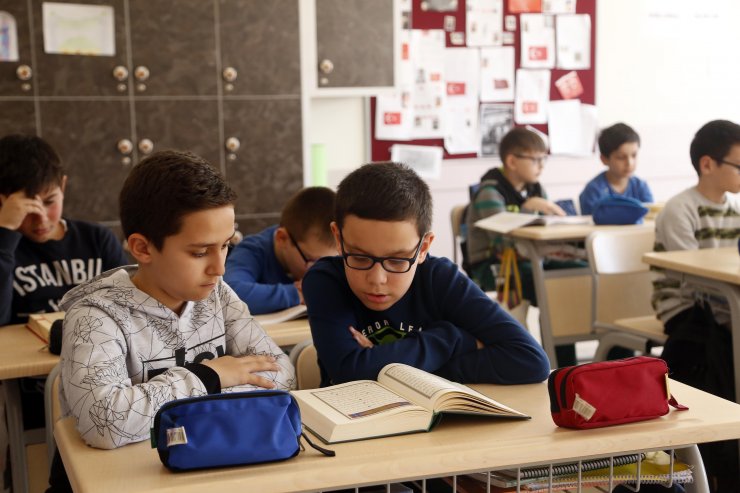 İmam hatipliler "Bahar Kalkanı Harekatı" için Fetih suresi okudu