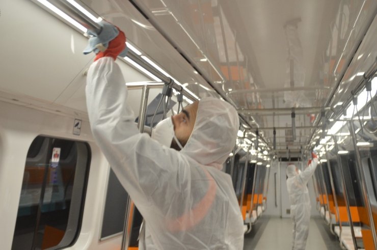 Metro vagonları virüse karşı nano teknoloji ile temizleniyor