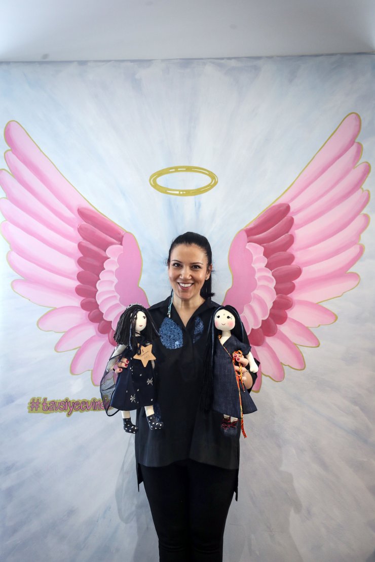 Kadın kahramanların bez bebekleri kız çocuklarına ilham veriyor