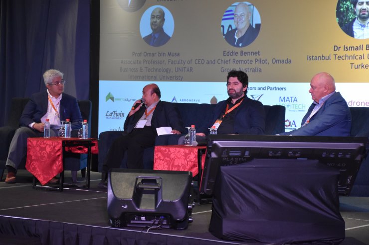 Malezya'daki Küresel İnsansız Hava Araçları Konferansı'nda Türk İHA'ları tanıtıldı