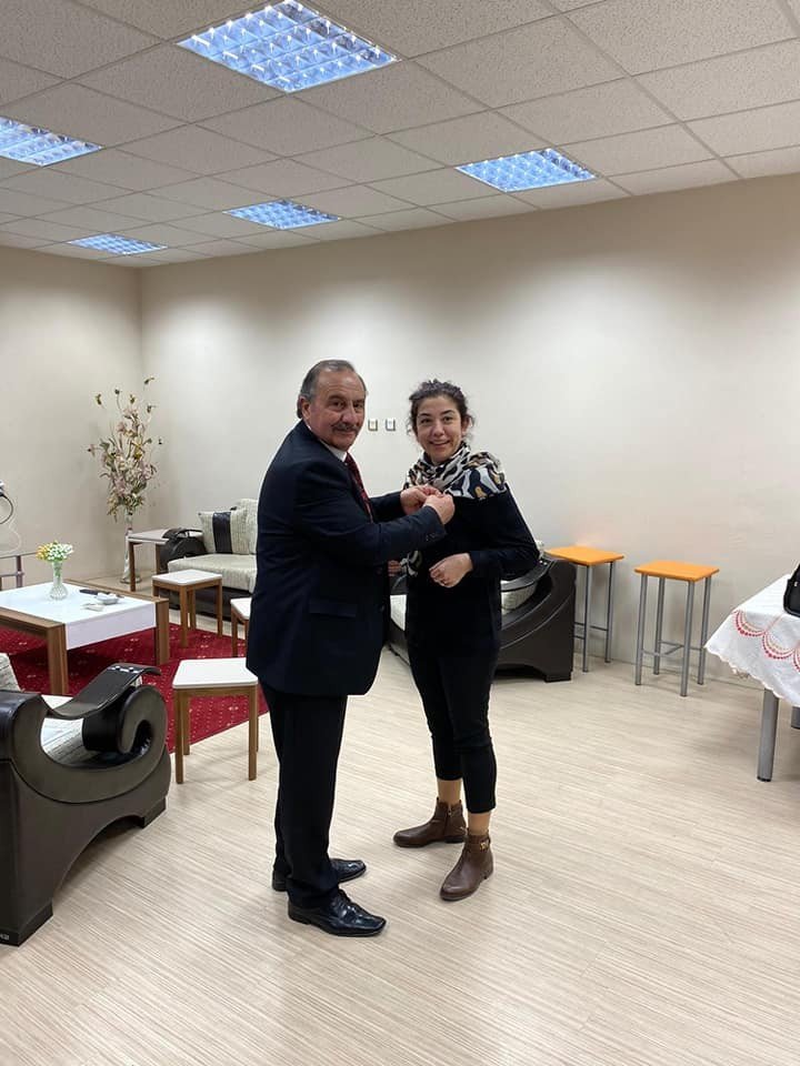 Aliağa’daki iki bağımsız meclis üyesi MHP’ye geçti
