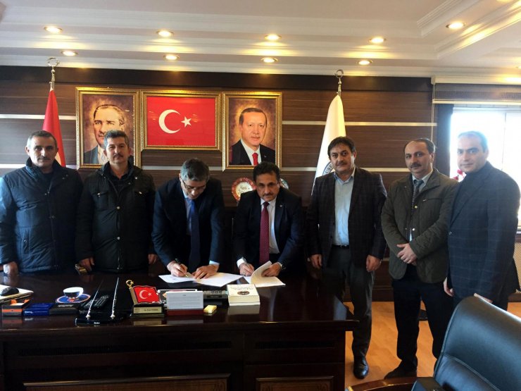 Suşehri Belediyesinde toplu iş sözleşmesi imzaladı