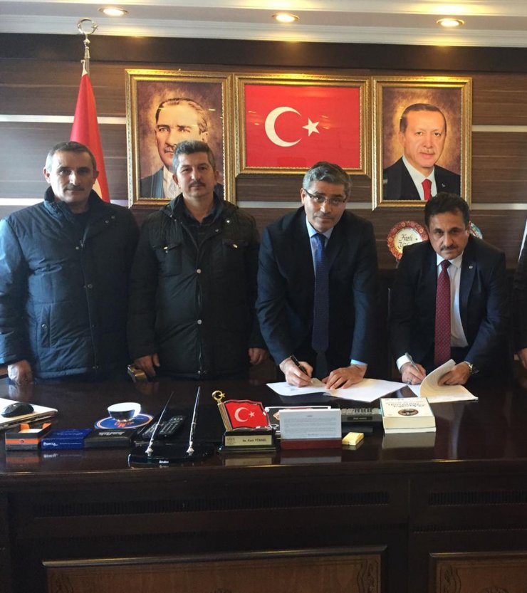 Suşehri Belediyesinde toplu iş sözleşmesi imzaladı