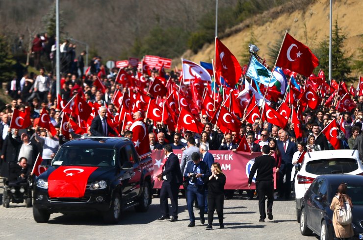 Türkiye Mehmetçik için tek yürek oldu