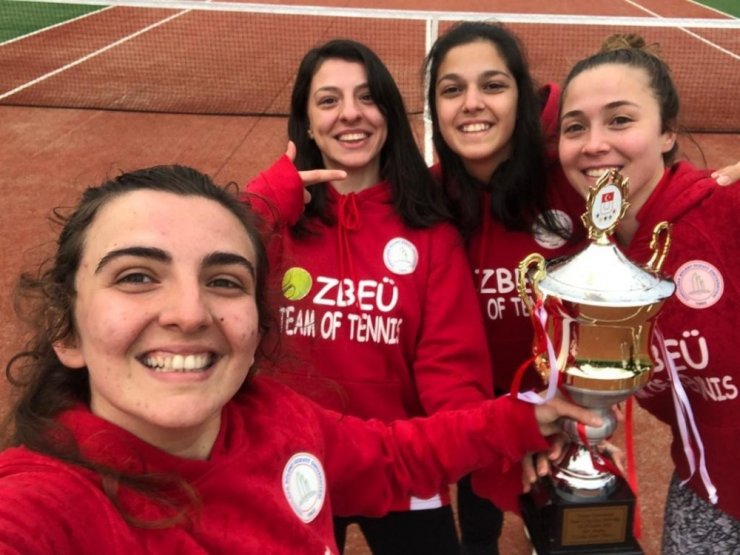 BEÜ, Üniversitelerarası Kadın 2. Lig Tenis Turnuvası’nda şampiyon oldu