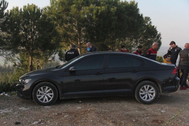 Ağaçta asılı bulundu