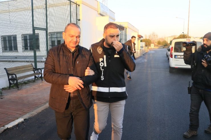 Adana’da Bylock operasyonu
