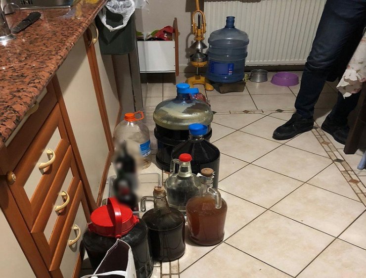 Antalya’da sahte içki operasyonu