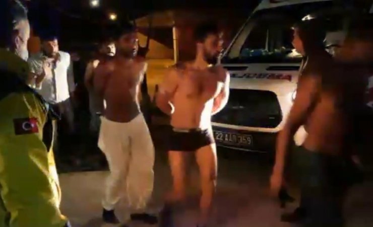 Yunanistan’dan FETÖ’cüye kıyak, göçmene dayak