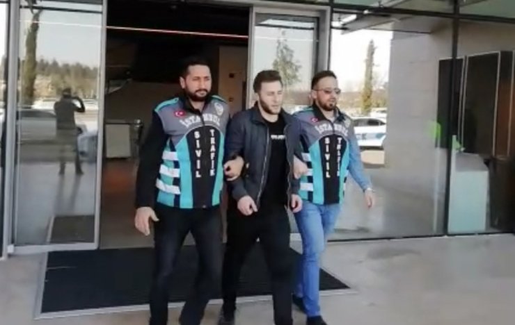 İstanbul trafiğinde terör estiren “Tek Teker Yiğit” yakalandı