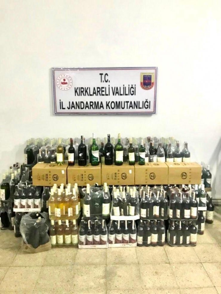 İki ilde eş zamanlı operasyon: 15 ton kaçak içki ele geçirildi, 14 gözaltı