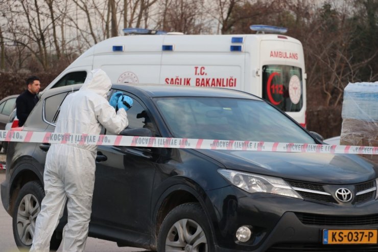 Kocaeli’de yabancı plakalı araçta ölü bulunan şahısta korona şüphesi
