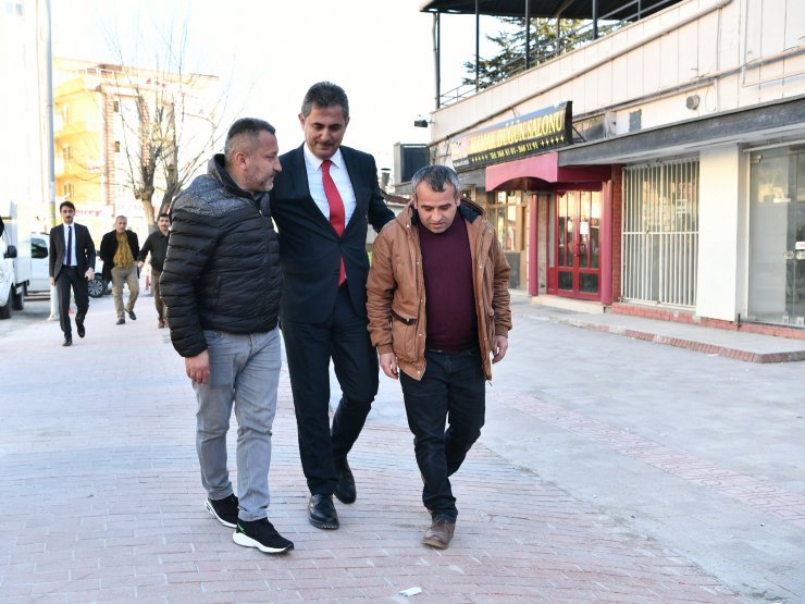 Mamak Belediye Başkanı Köse'den esnaf ziyareti