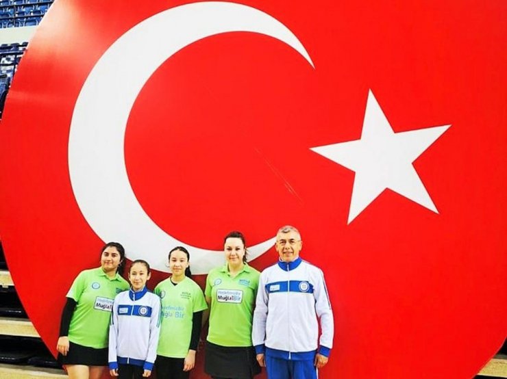 Büyükşehir’in masa tenisçilerinde hedef 2. Lig