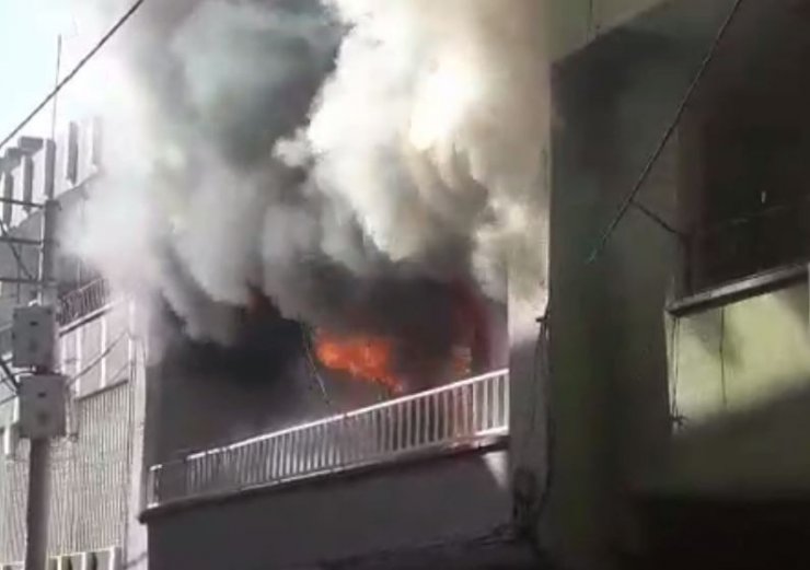 Şanlıurfa’da ev yangını