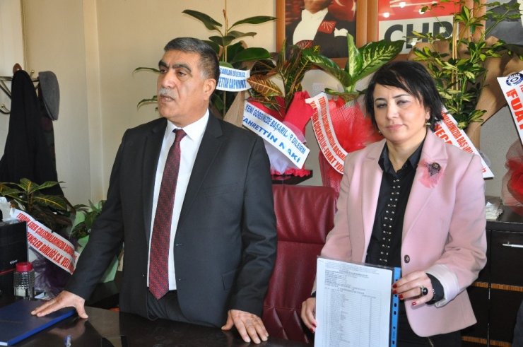 Taner Toraman mazbatasını aldı görevine başladı