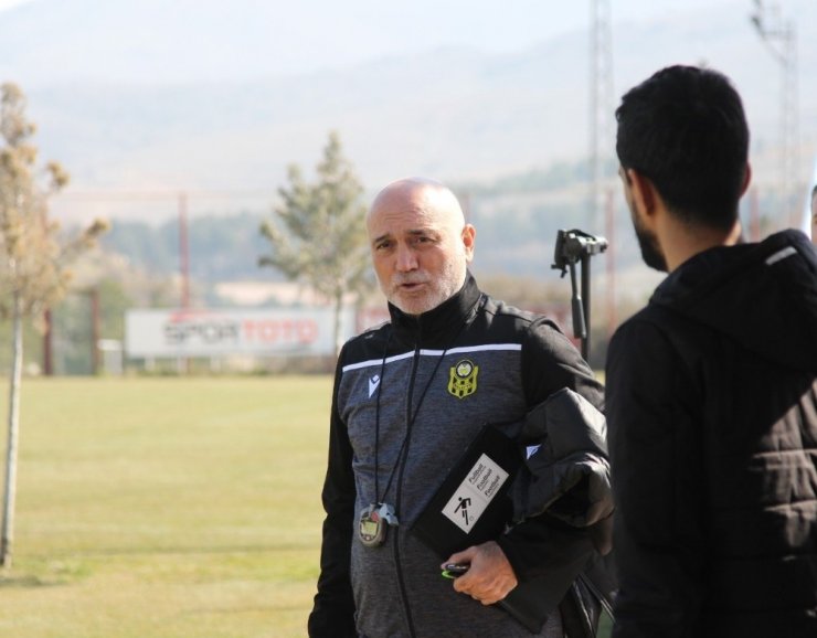 Yeni Malatyaspor’da Hikmet Karaman ilk antrenmanına çıktı