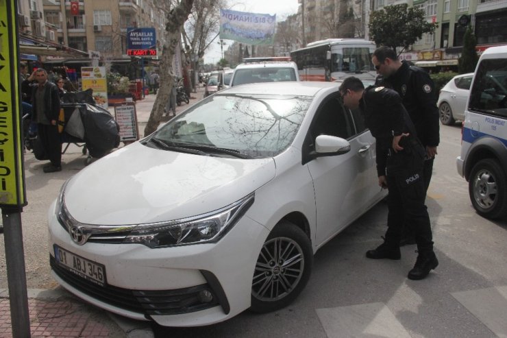 Babasının otomobilini çaldı yakalanınca "size ne" dedi