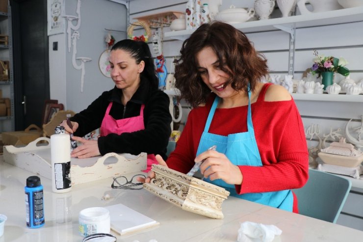 Ev kadınları kooperatifle ek gelir sağlıyor