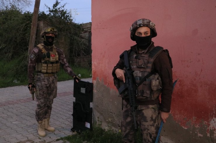 Adana’da PKK/KCK operasyonu: 7 gözaltı