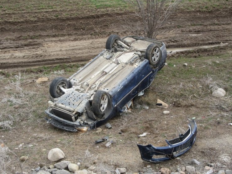 Güne giden bayanlar kaza yaptı; 1 ölü, 4 yaralı
