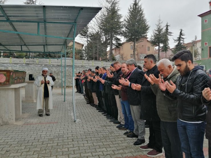 Isparta Futbol Saha Komiserleri Başkan Yardımcısı Mustafa Yüceer vefat etti