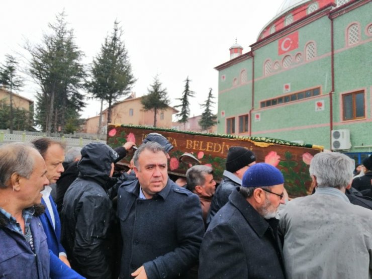 Isparta Futbol Saha Komiserleri Başkan Yardımcısı Mustafa Yüceer vefat etti
