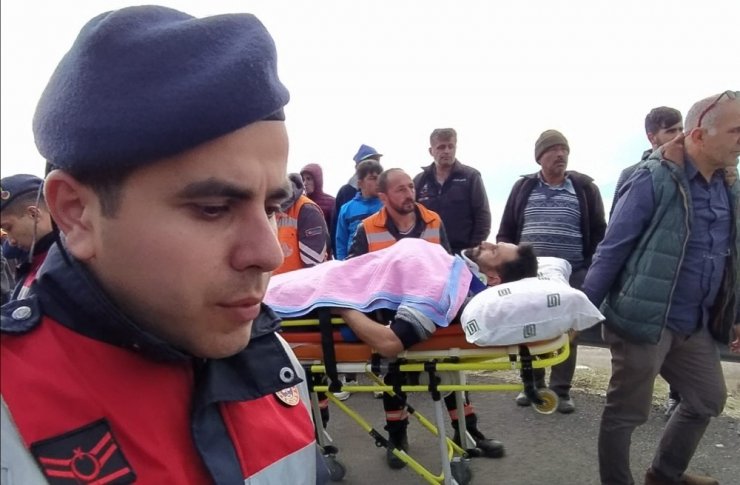 Isparta’da zincirleme trafik kazası: 3 yaralı