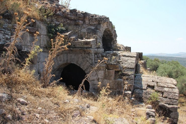 Jandarma sit alanlarını kameralarla takibe aldı