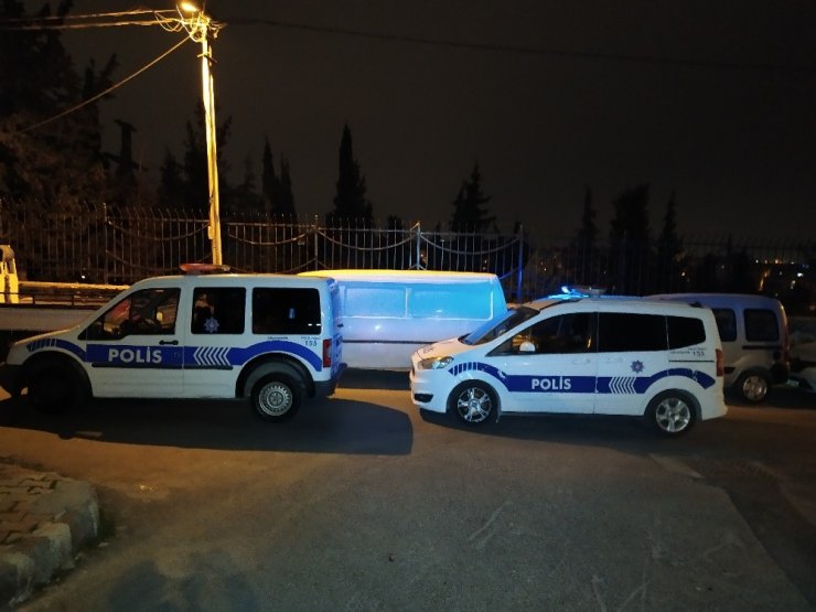 Mezarlıktaki tartışma kanlı bitti: 1 yaralı