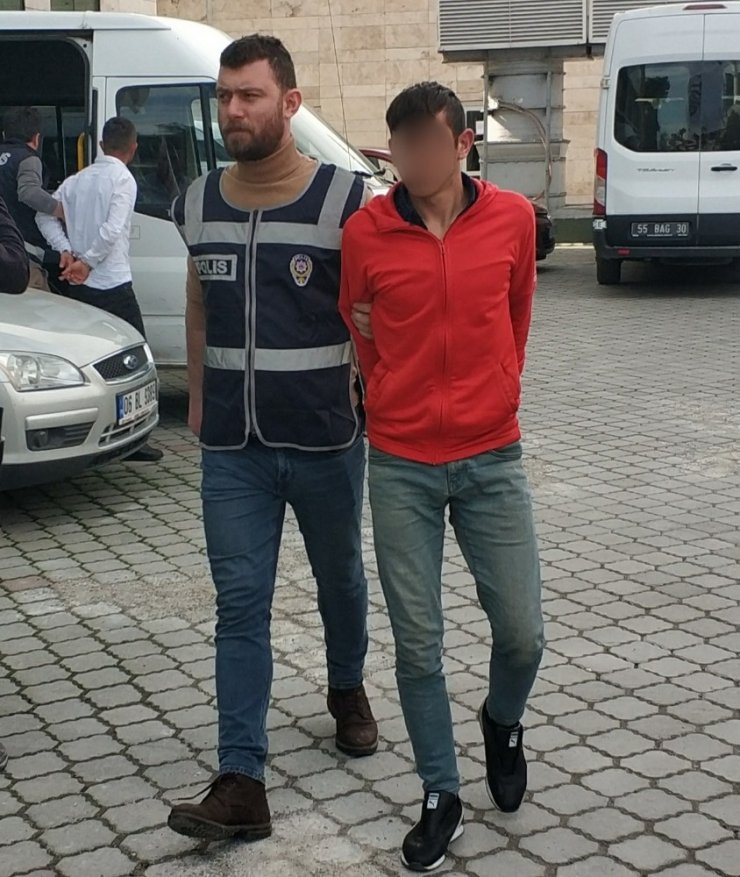 Yabancı uyrukluları darp iddiasına 4 gözaltı