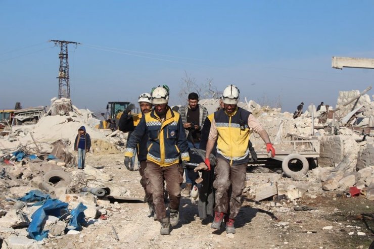 Rus uçakları bir tavuk çiftliğine sığınan sivilleri vurdu: 15 ölü
