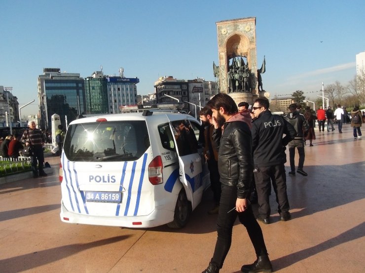 Taksim’de taciz iddiasına gözaltı